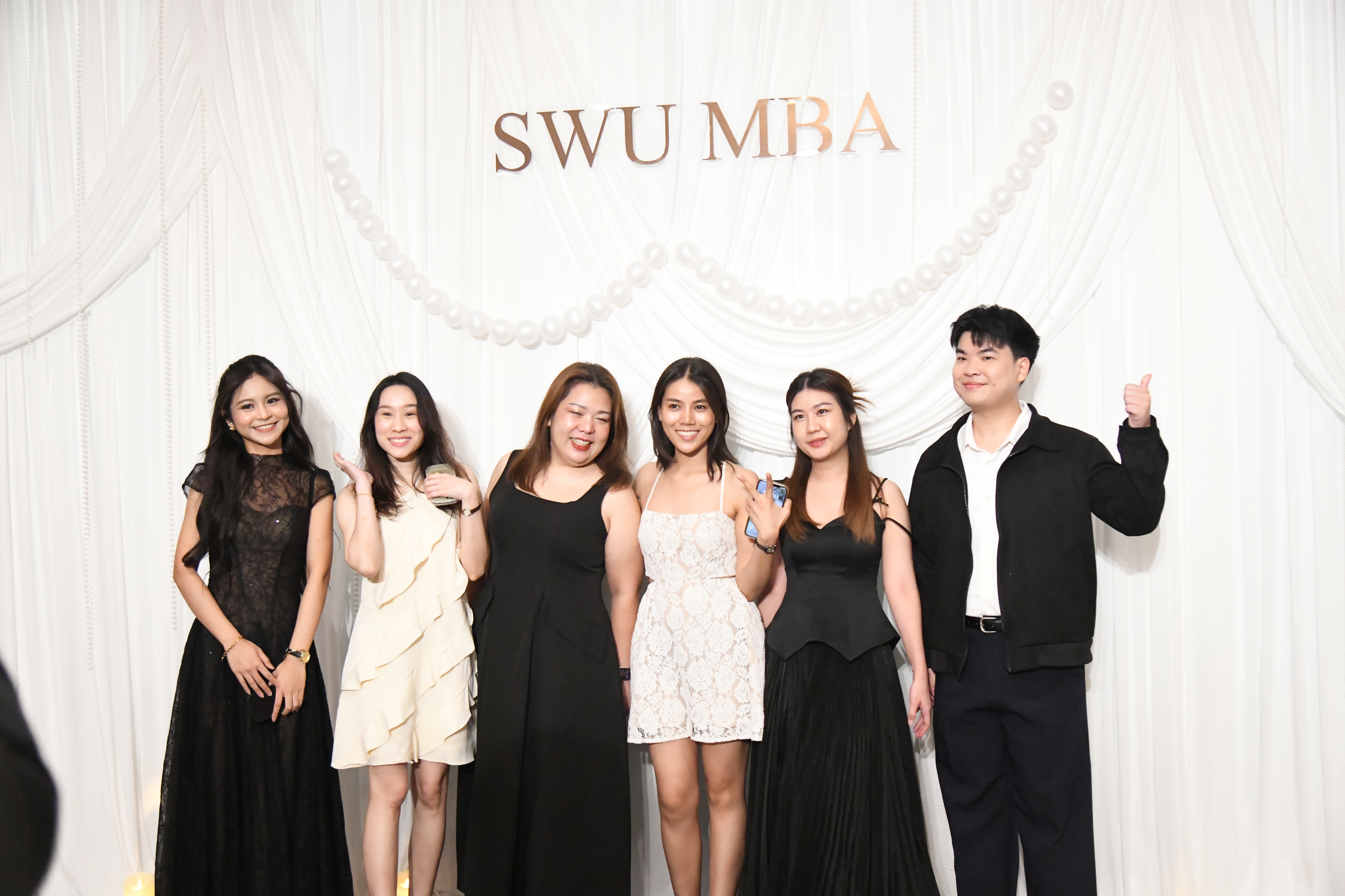 ภาพกิจกรรมโครงการจัดงานปัจฉิมนิเทศ นิสิตหลักสูตรบริหารธุรกิจมหาบัณฑิต รุ่นที่ 26